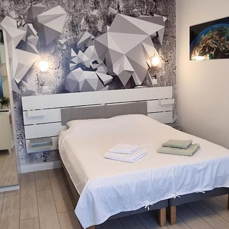 Elisabeta Studio Apartment Bucureşti Exterior foto